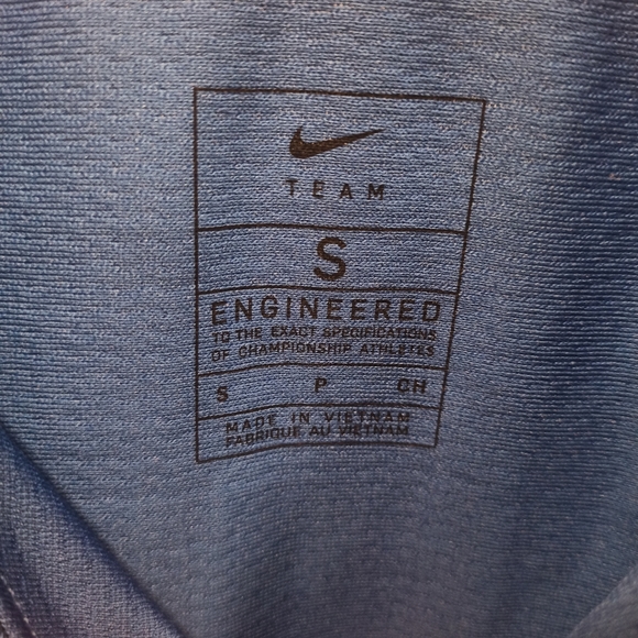 Nike Lakers jersey - Picture 9 of 9